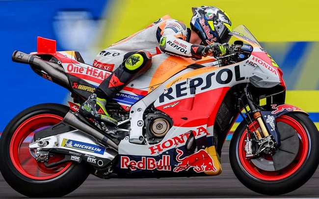 The 10 Most Commonly Asked Questions About MotoGP Exhausts