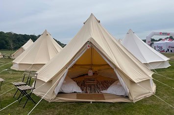 4/5 person glamping tent
