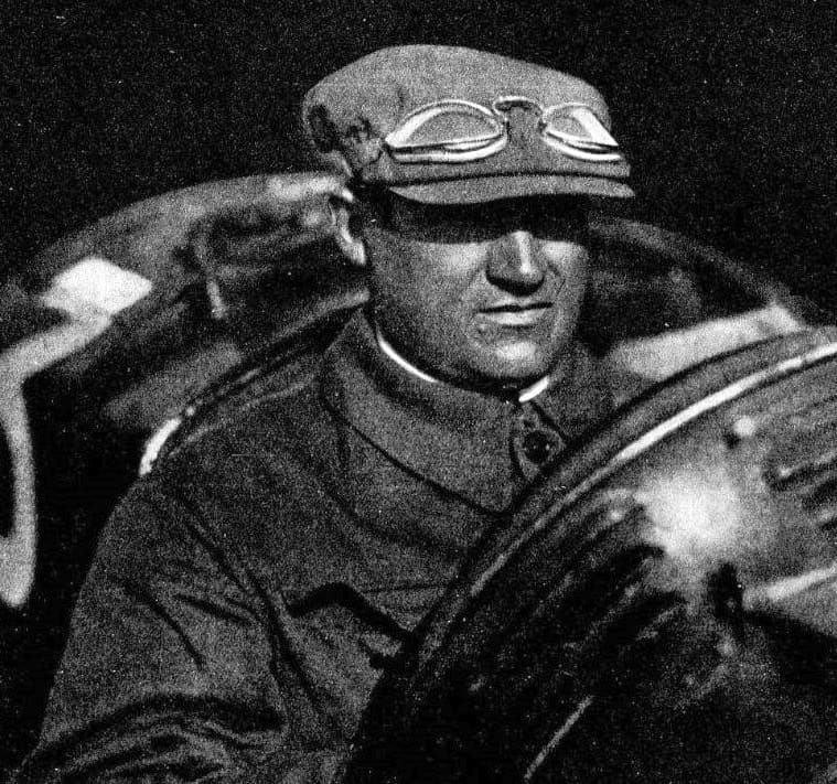Antonio Ascari in a 1925 Alfa Romeo P2