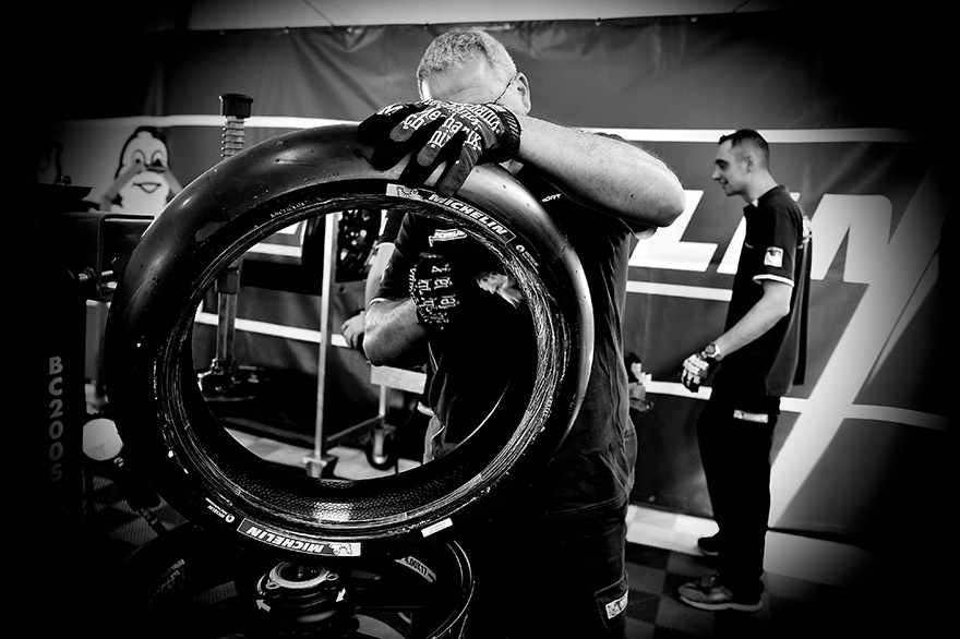 michelin motogp tyre mechanics
