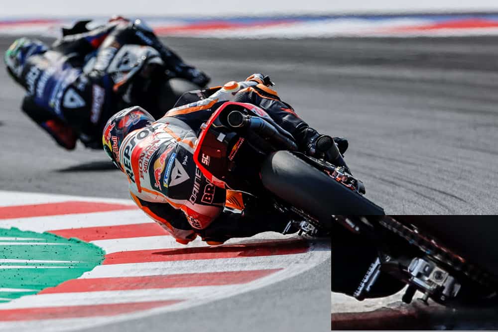 motogp negotiating left hand corner