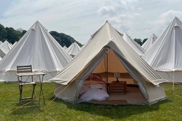 one-person-glamping-tent-1-355-iom-tt one person glamping tent at the Isle of Man TT with intentsGP