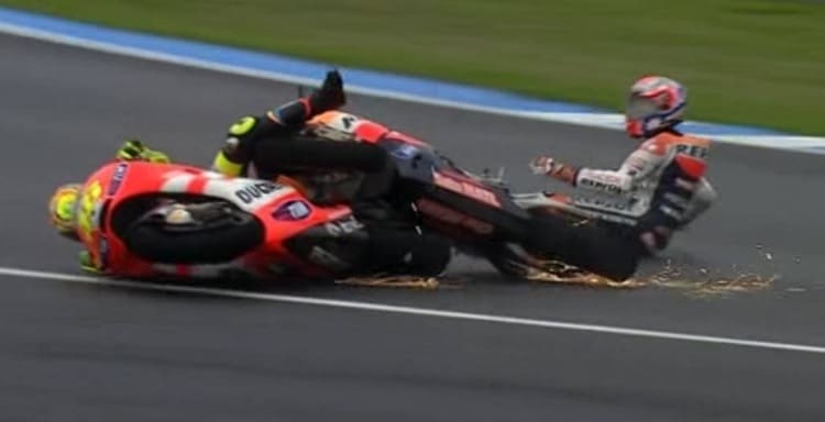 rossi stoner crash 2011 jerez motogp